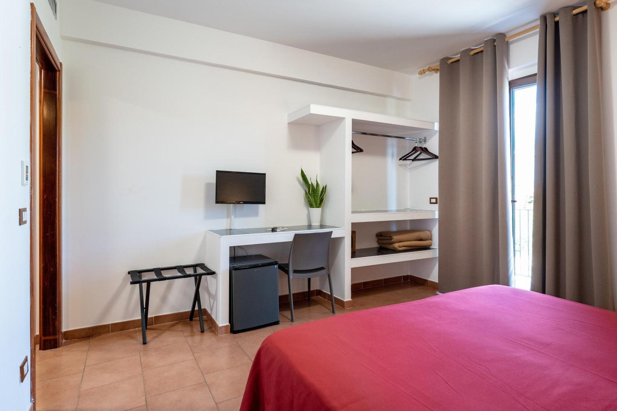 La Terra Dei Sogni Country Hotel فوميفريدو دي سيشيليا الغرفة الصورة